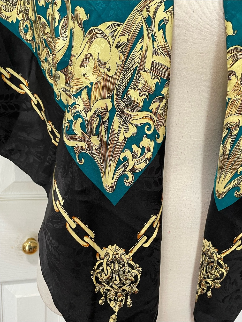 Diane Freis Originals Black Silk Scarf - Picture 4 of 6